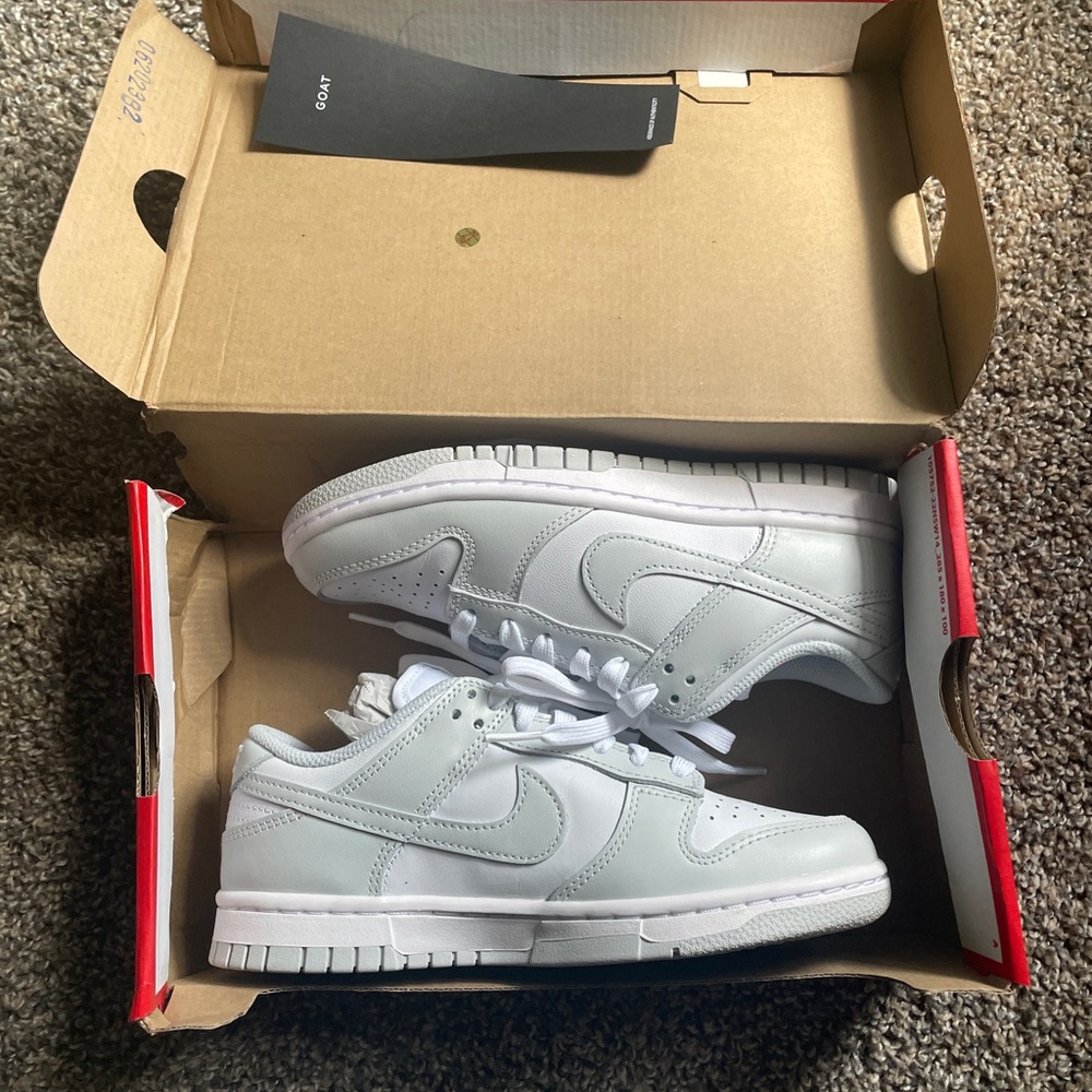 🩶 Nike Dunk Low Next Nature 🩶 - Picture 3 of 12